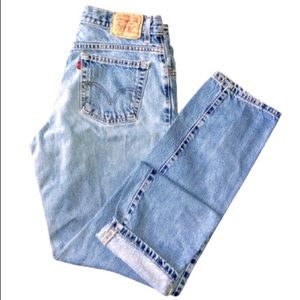 Vintage Levi’s 550 relaxed straight leg